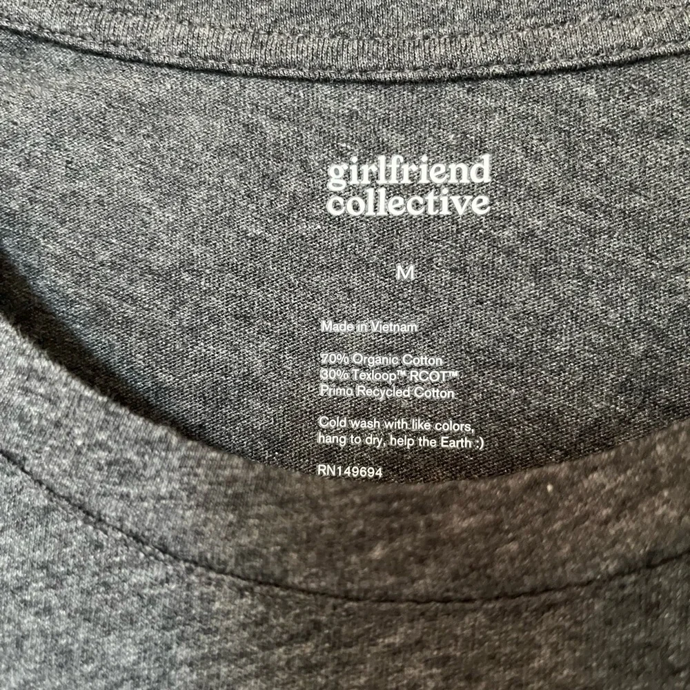 NWT Girlfriend Collective Charcoal Heather Recycled Cotton Muscle Tee - Size M‌ - Picture 7 of 10
